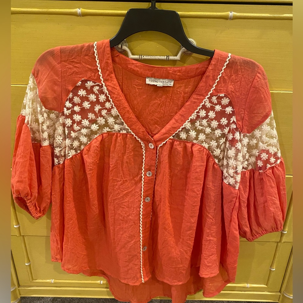 Women’s Blouse